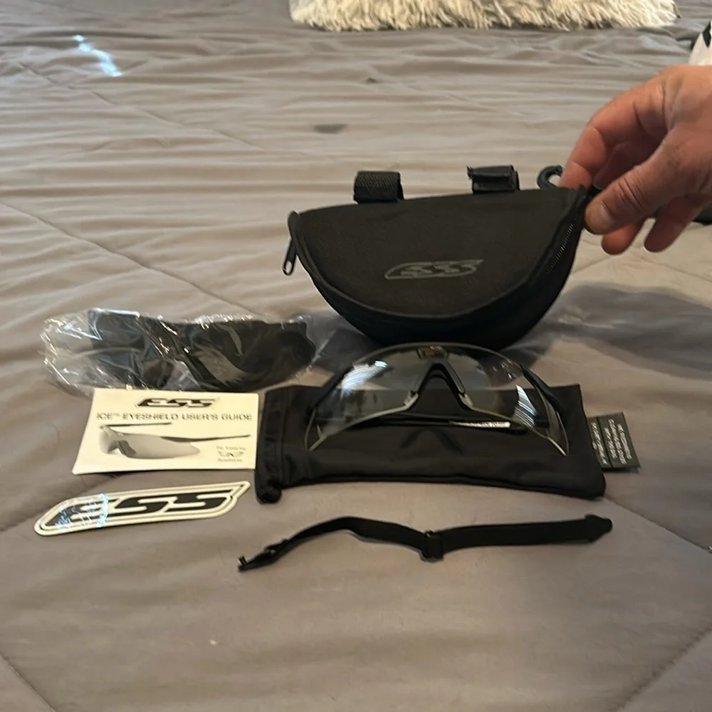 NIB Ess Ice safety glasses - Picture 2 of 2